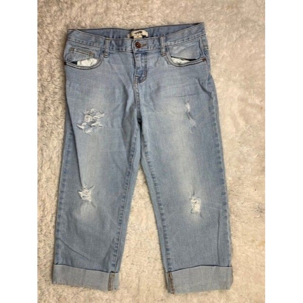 XXI Size 25 Women Jeans Crop Capri Distress Cuff Hem Light Wash Mid Rise Stretch